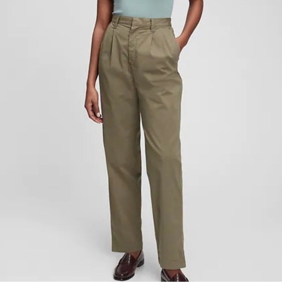 NWT! GAP Women's Black High Rise Pleated Khaki with Washwell - Multiple Sizes - Picture 4 of 7